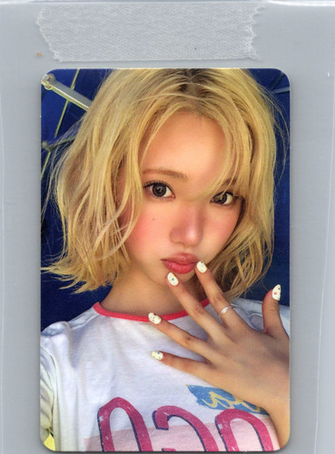 Jiwoo hearts2hearts photocard - hearts2hearts,