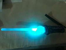 MAIN DE MICKEY LUMINEUSE -