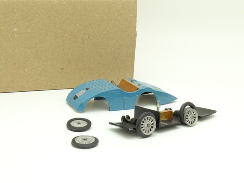Auto replicas kit - auto, monté