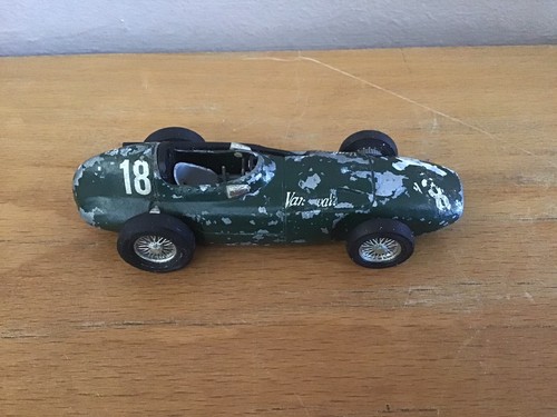 Voiture course verte - de,