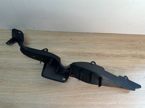 Cache carenage plastique - un,