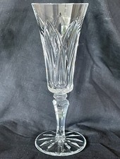 FLUTE A CHAMPAGNE  EN CRISTAL