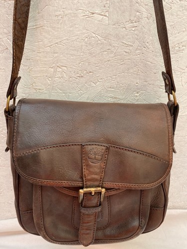 Joli sac main cuir - à,