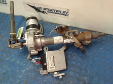 BOITIER DE COLONNE DE DIRECTION Toyota Yaris III (P13) 2015 452500D194