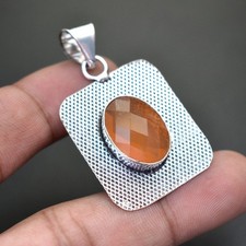 Pendentif pierre précieuse