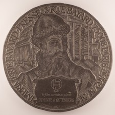 Médaille uniface Gutenberg - Imprimerie Bayard Presse - Signée par P. Noël