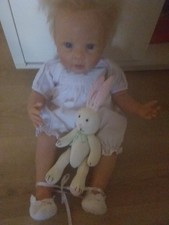 Poupée The Ashton-Drake Gallerie bunny Hugs.