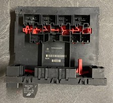 MODULE BOITIER CONFORT PASSAT GOLF V EOS BCM 3C0937049AD