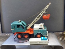 Ancien camion Grue GAMA 1950/1960 jouet ancien