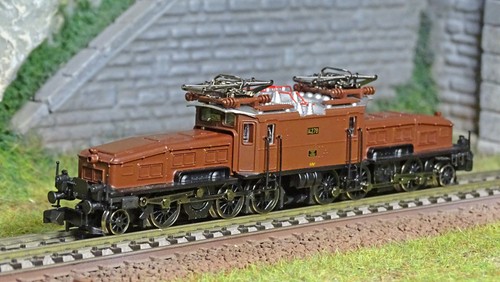 Arnold hn2431d locomotive - arnold,