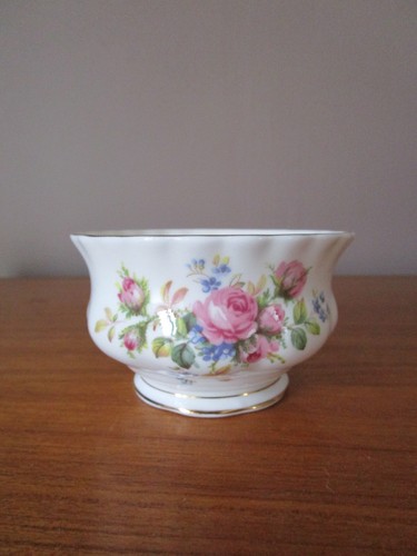Petit pot sucrier royal - /,