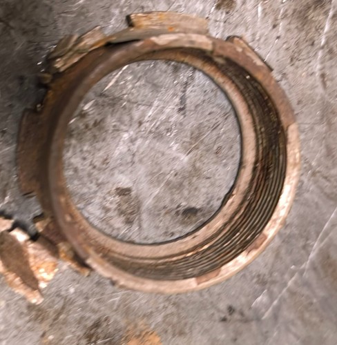 Ecrou echappement moteur - *,