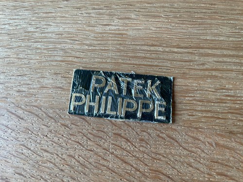 Lettres adhésives patek - lettres,