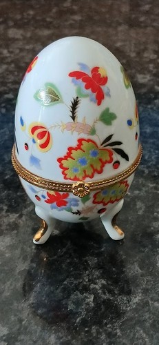 Jolie boîte oeuf en - jolie,