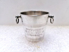 Porte cure dent en métal