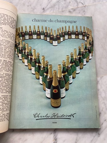 Publicité advertising - ●,