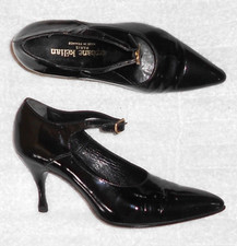 STEPHANE KELIAN escarpins babies cuir verni noir P 37½ (4½) TBE