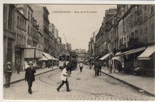 CPA 50 CHERBOURG Rue de la