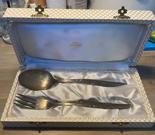 Couverts de naissance métal