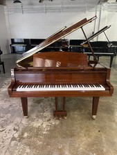 Yamaha GH1 Baby Grand Piano 5'