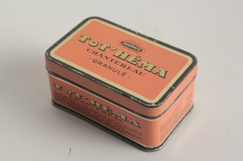 Boîte médicaments tôle