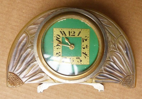 Réveil pendulette pendule
