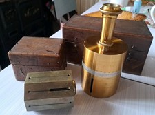 1873. ANCIEN PANTOMÈTRE EN LAITON.