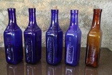 Lot ancien de fioles Flacons