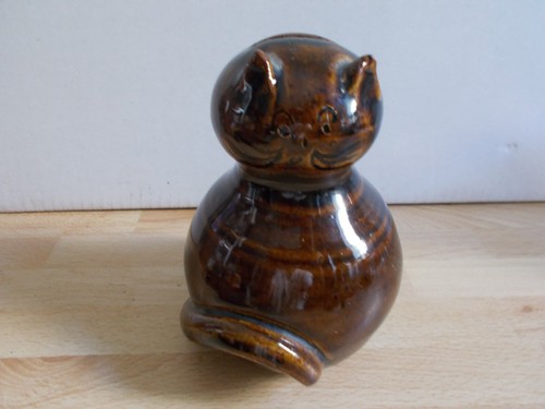 Tirelire casser chat en - casser,