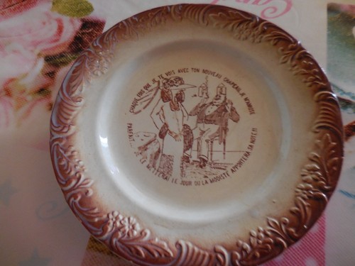 Assiette parlante humoristique
