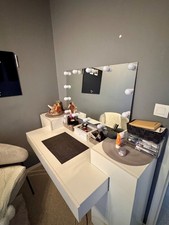 Bureau/coiffeuse design blanc laqué 