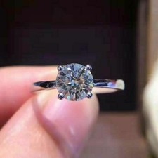 Bague de fiançailles Solitaire 1,50 ct coupe ronde Moissanite en or blanc...