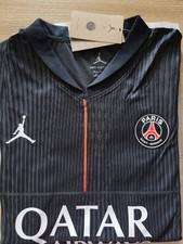 maillot de foot de Paris saint