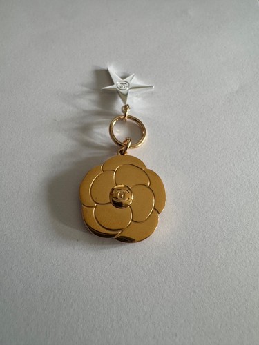 Chanel breloque charm camelia - breloque,