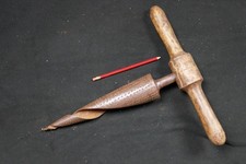 TRES RARE Alésoir à main, fer forgé, ancien