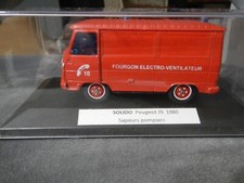 Automobile PEUGEOT J9 Incendie Secours POMPIERS 1/43 Solido FOURGON 1980