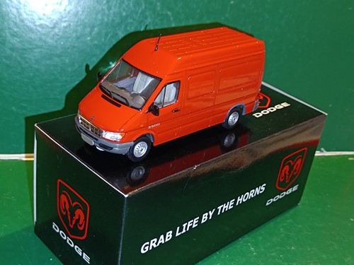 Dodge sprinter 2500 - rouge, 1/43