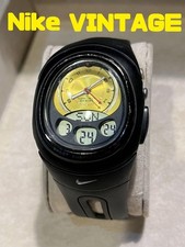 Montre-bracelet vintage Nike