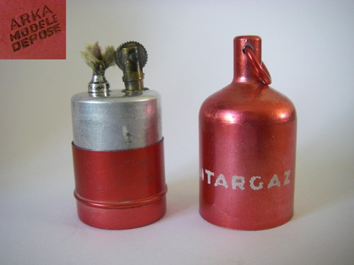 Arka ancien briquet - -,