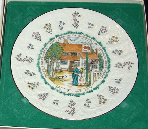 Nib 1977 royal doulton kate - nib,