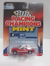 Racing Champions Neuf 1:64 1977 AMC Pacer Rouge Et Blanc
