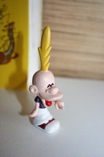 FIGURINE PVC PLASTIQUE TITEUF