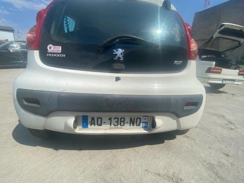 Pare choc arriere - , 107