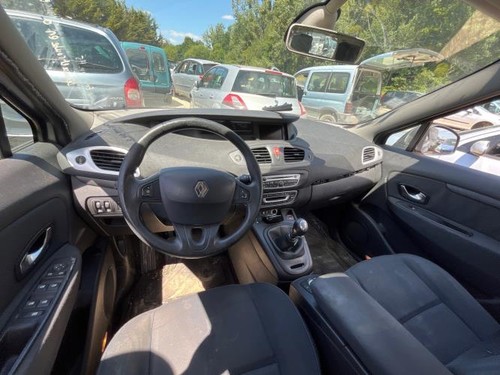 Trappe essence renault - trappe, d'essence