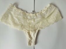 shorty dentelle nacre Aubade taille 42/44-L/XL