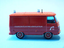 SOLIDO 1/50 - 02/82 - voiture