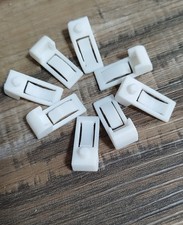 LOT DE 8 Taquets/ Clips De