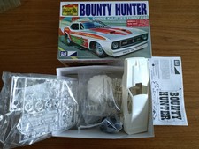Mustang Funny Car Bounty Hunter kit - MPC 1/25