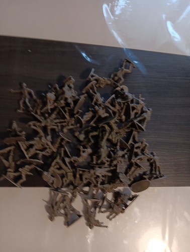 Lot petits soldats - lot,
