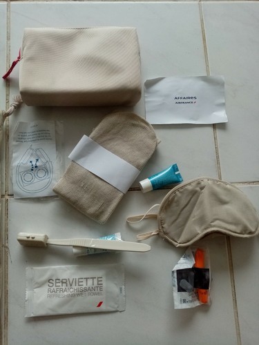 Trousse toilette air france - trousse,